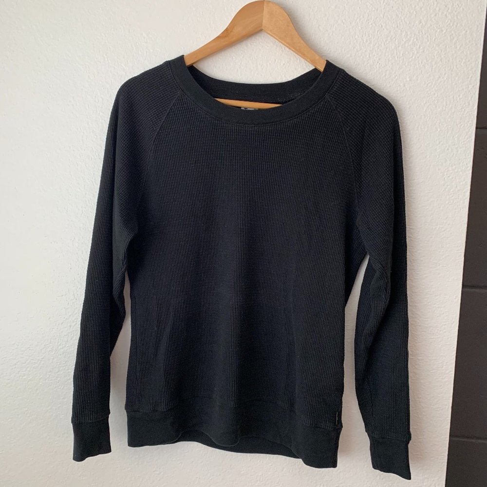 Aritzia TNA waffle longsleeve